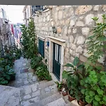 Brilliant Apartmán *